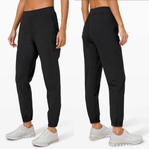 Lululemon Adapted State Jogger Black Womens 0 Sweat Wicking Zip Pocket High Rise